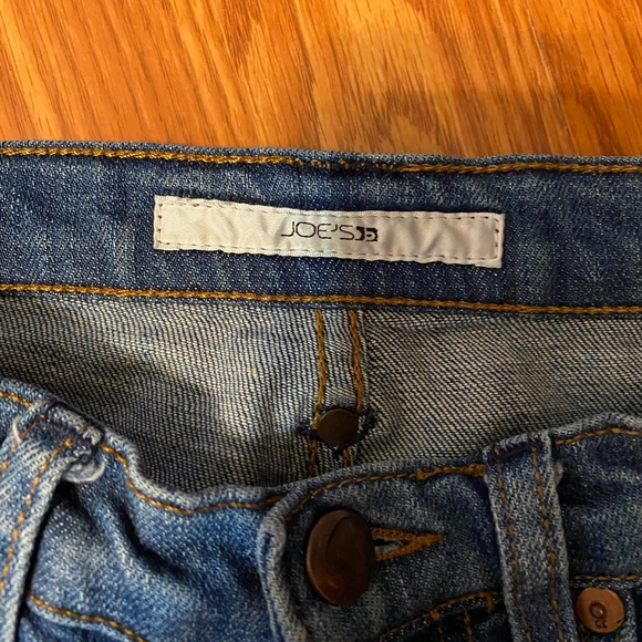 Joe’s Jeans Rocket Flare Medium Wash - Picture 4 of 7